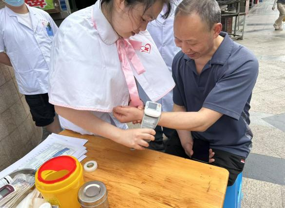 测血压.png 测血压.png